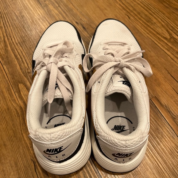 NWOT NEVER WORN Nike Air Max SC SE Trainers size 8 - Picture 2 of 6